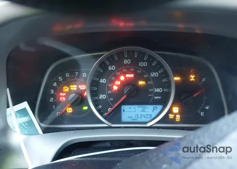 2015 Toyota Rav4 Le z USA, uszkodzony, nr VIN JTMBFREV3FD125527